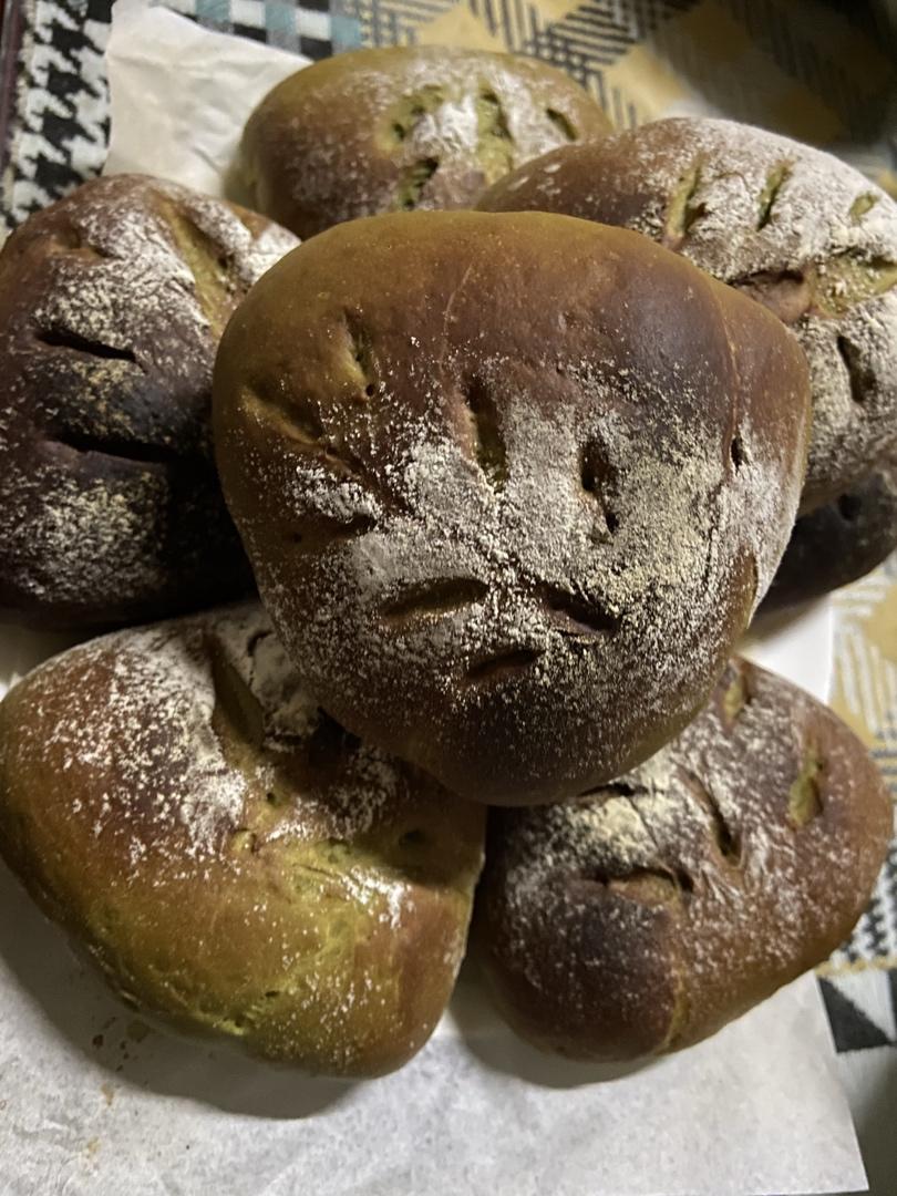 抹茶软欧（蜜豆奶酪馅）