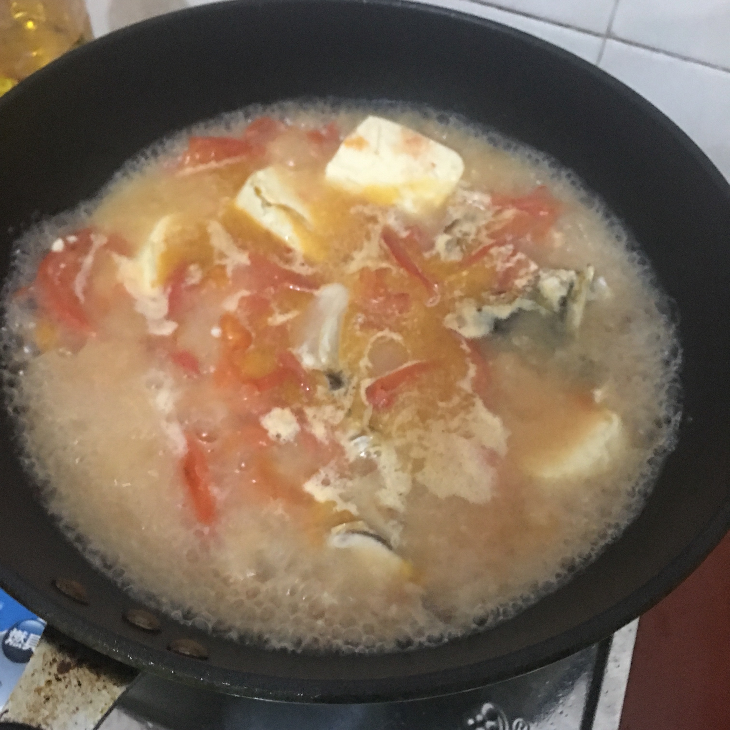 番茄鱼头豆腐汤