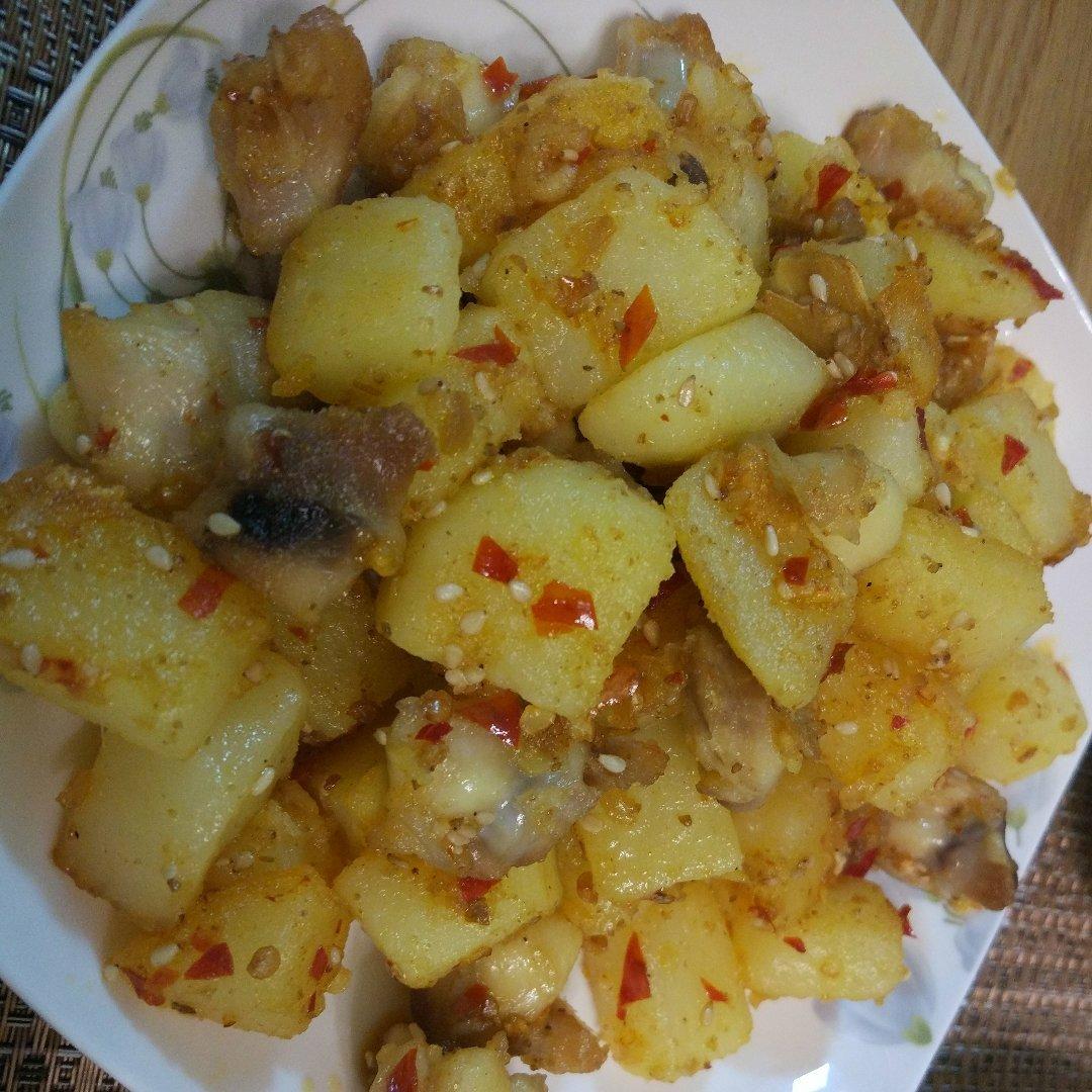 土豆鸡脆骨
(烧烤味)