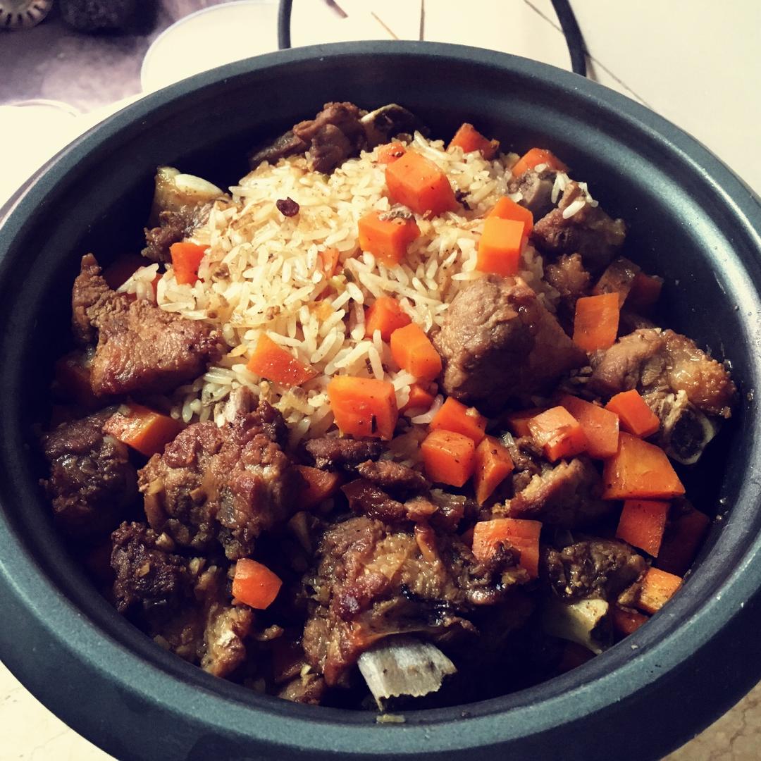 喷香排骨焖饭（爆好吃）