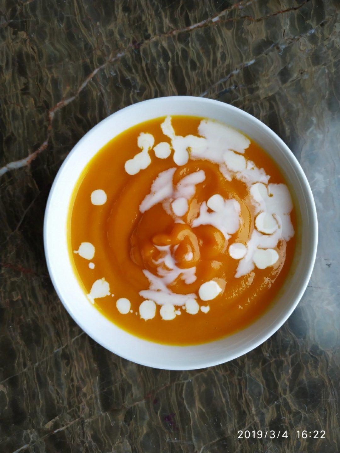 浓情蜜意🎅奶油南瓜汤