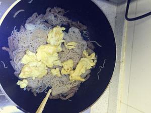牛肉鸡蛋炒米丝的做法 步骤9