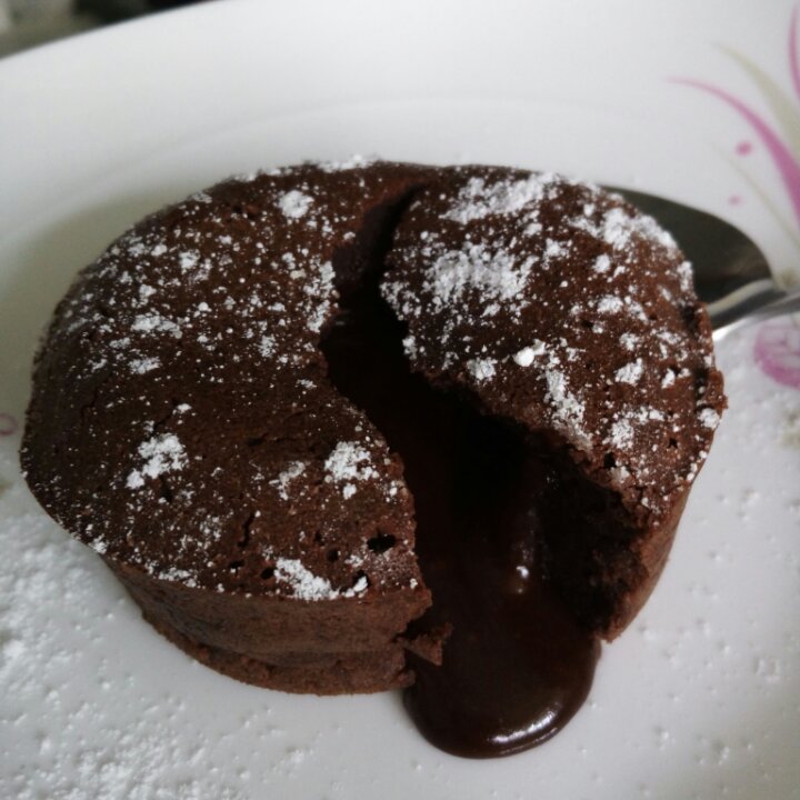巧克力熔岩蛋糕 Chocolate Molten Lava Cake