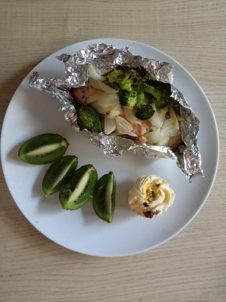 锡纸烤三文鱼  （Salmon Baked in Foil）