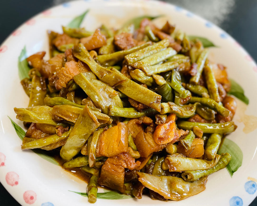 东北五花肉炖豆角