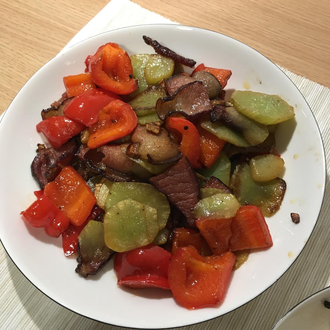 腊肉炒莴苣