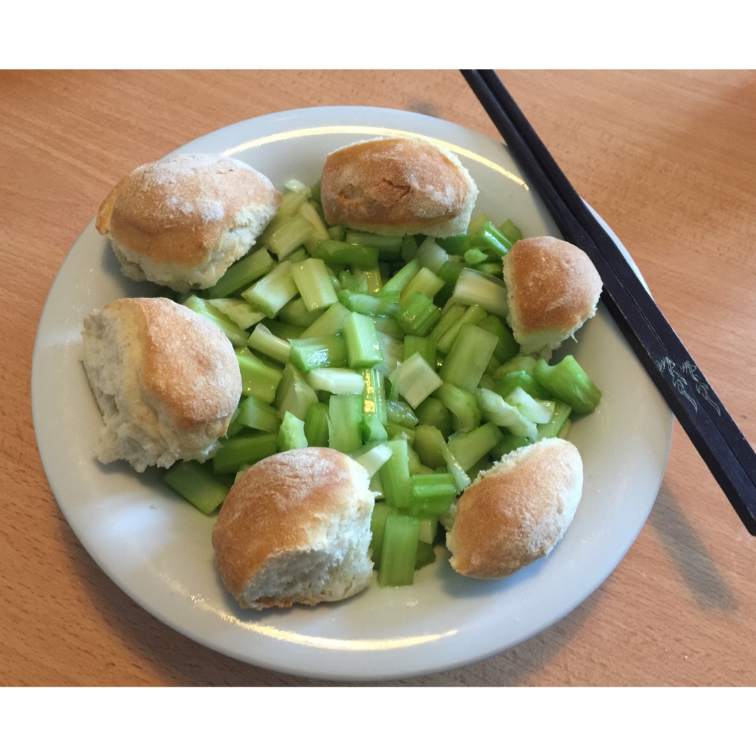 生炝芹菜丁（没有更快手！）