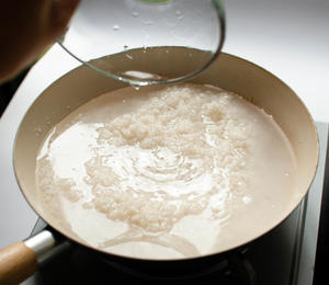 平底锅煮米饭--的做法 步骤3