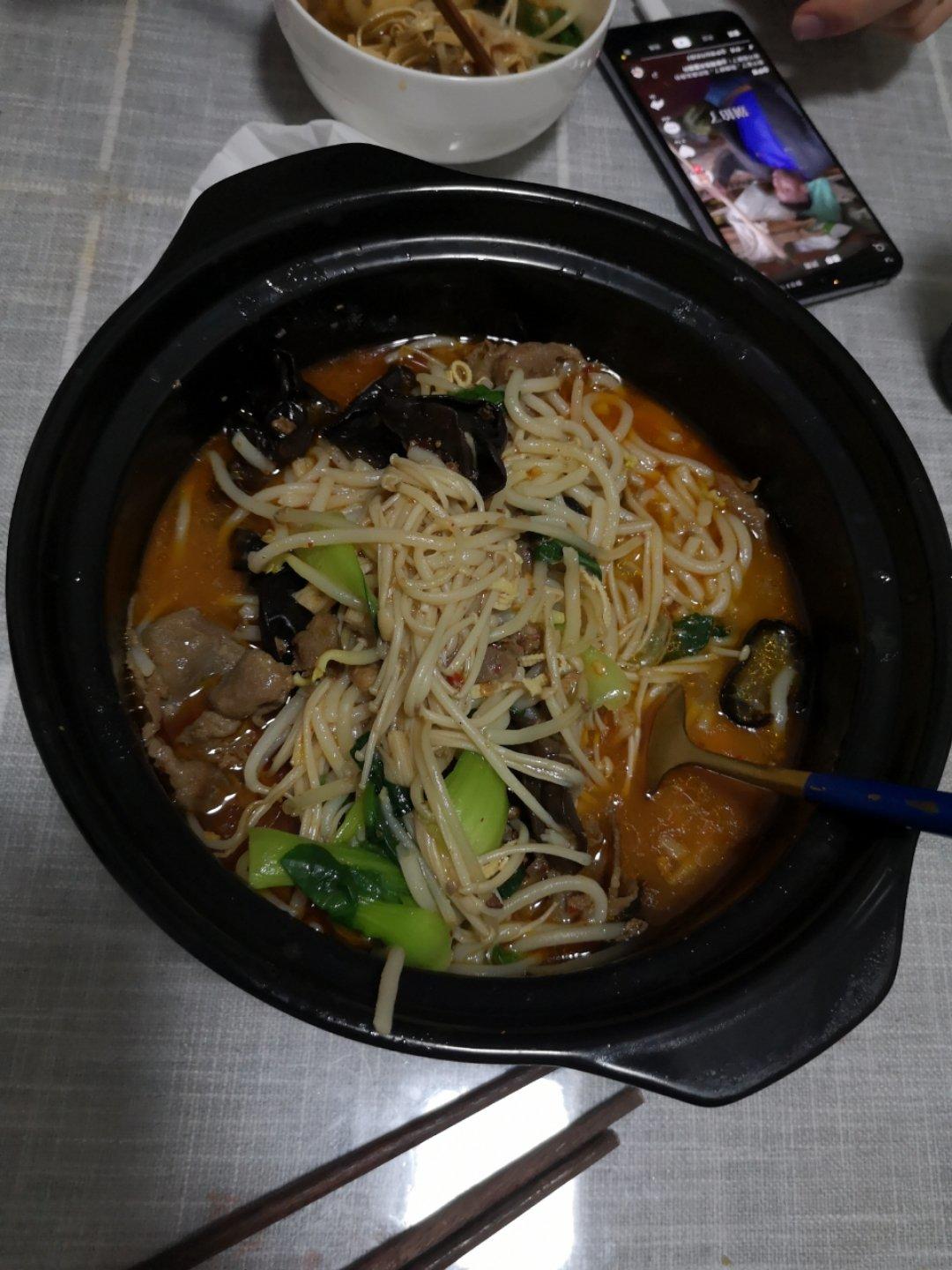 肉末什锦土豆粉