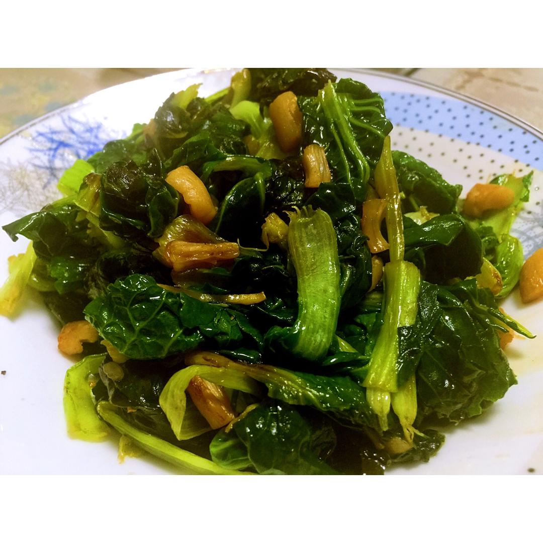 蚝油蒜香菊花菜