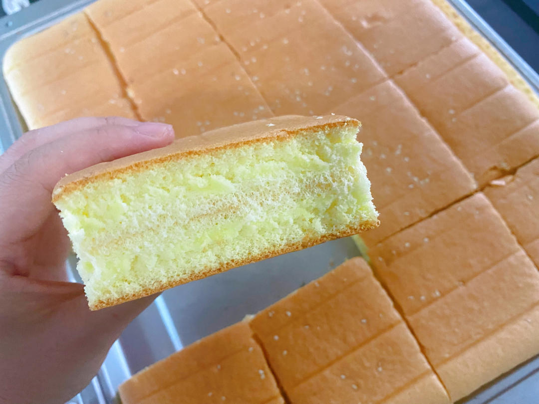 烤箱做蛋糕（戚风蛋糕的做法）