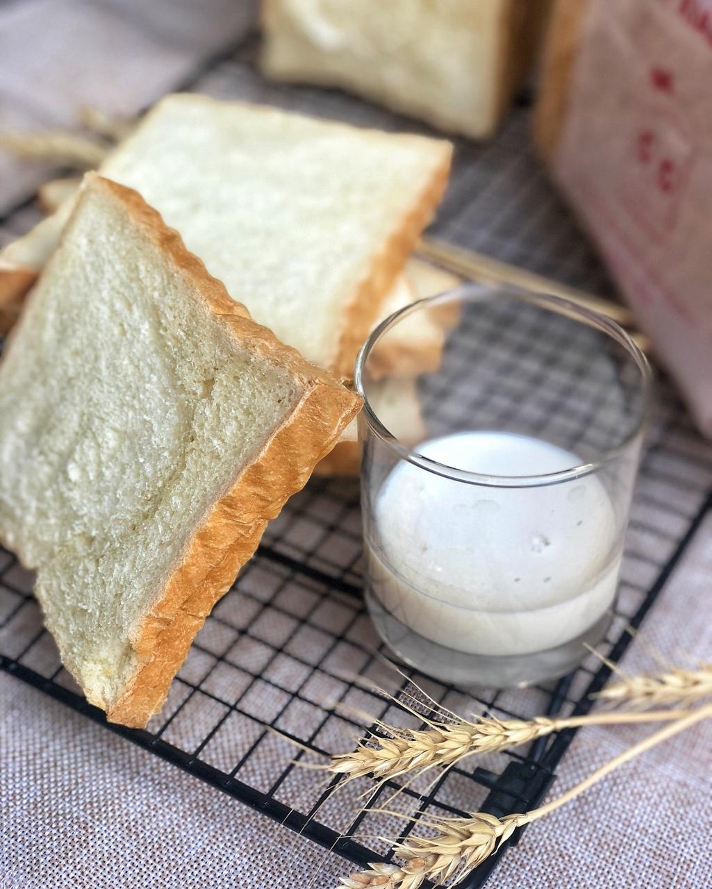 牛奶吐司（附详细步骤图）