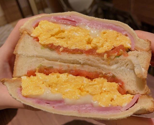 厚嫩滑蛋烤三明治🥪的做法