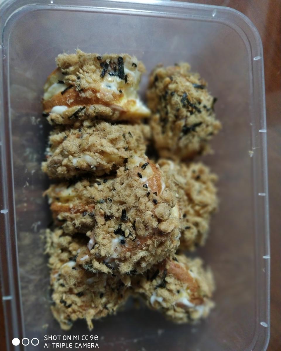 肉松小贝（小四卷）