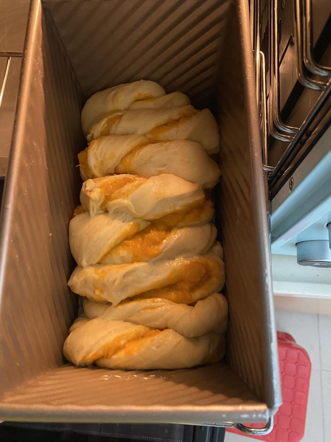 双倍美味南瓜吐司（双重南瓜，美味加倍）