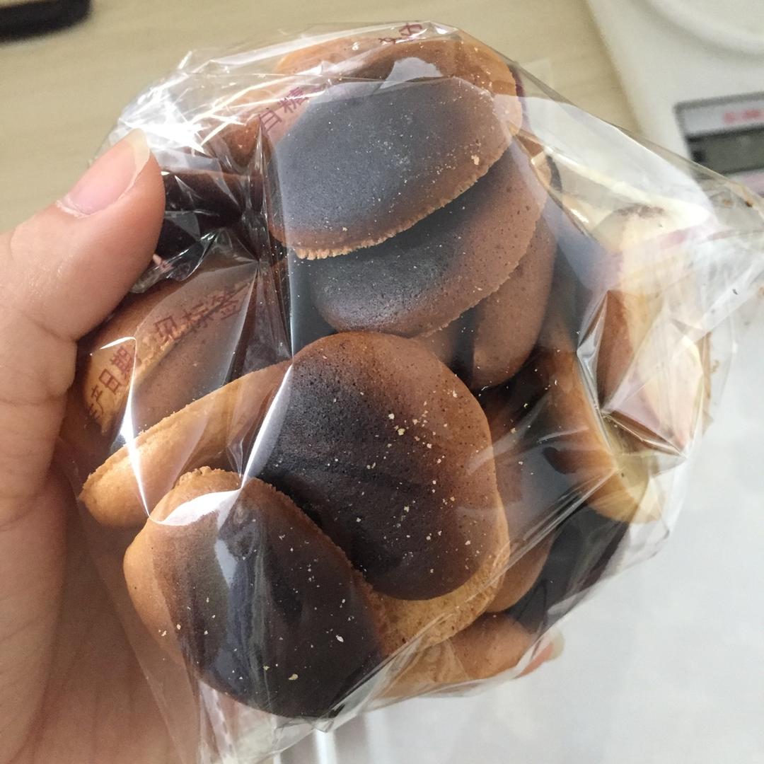 老少皆宜的蛋黄饼干