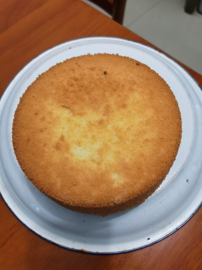 6寸基础版戚风蛋糕胚（附上我做的黄金果生日蛋糕）