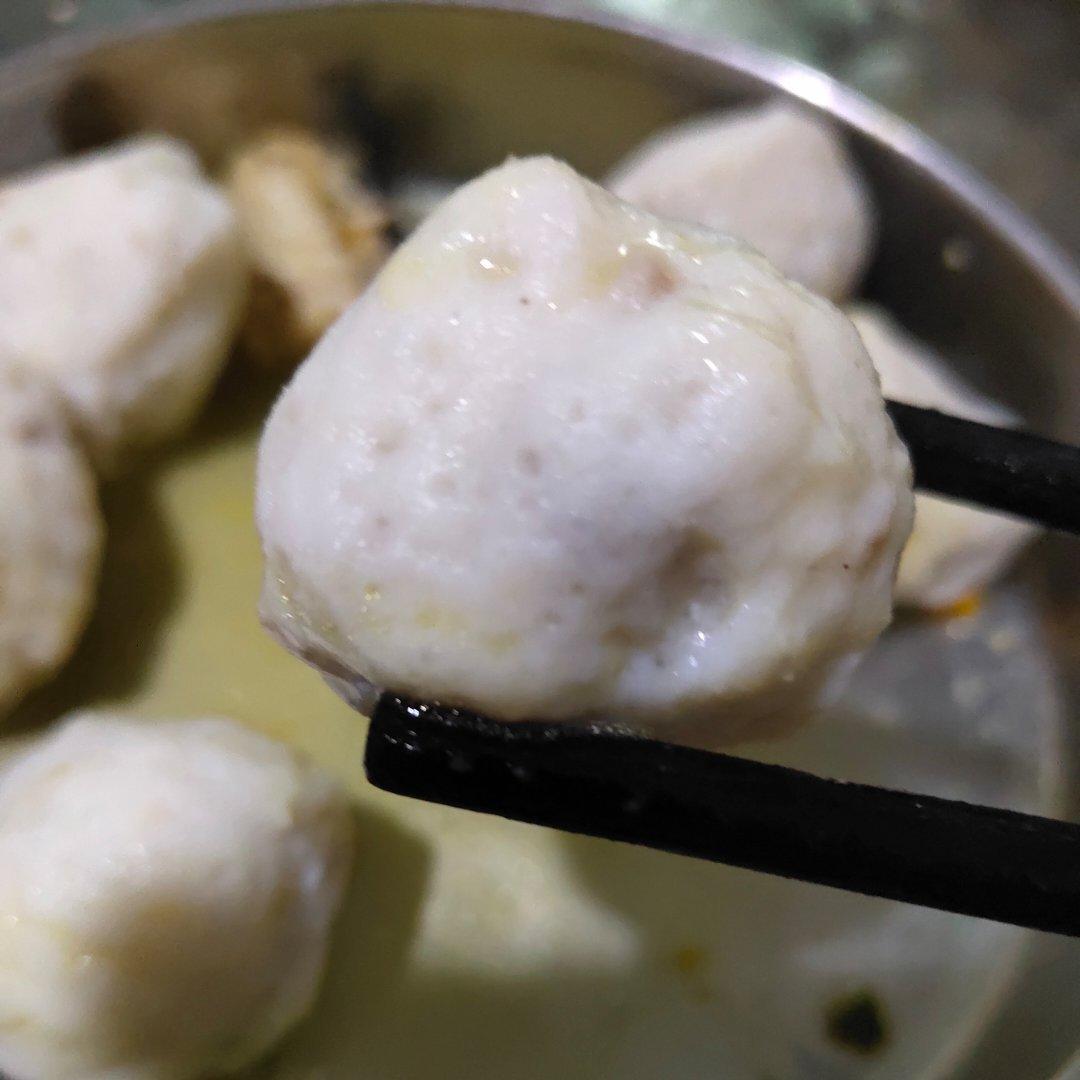 自制Q弹黑鱼鱼丸一感觉可以外买了😊