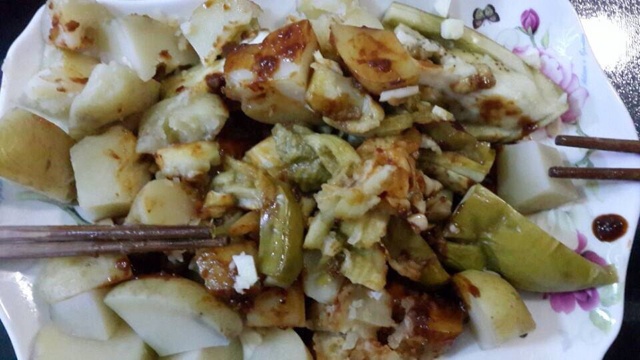 东北乱拌茄子土豆