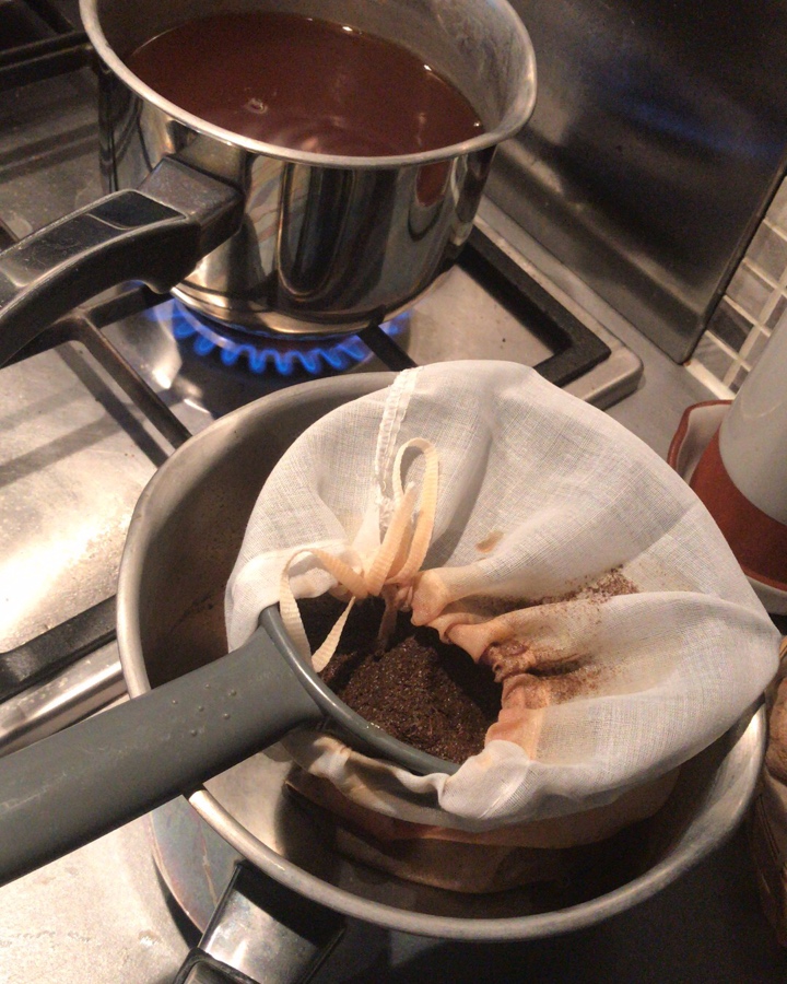 正宗港式丝袜奶茶-史上最强最详细的食谱！新增拉茶视频😍奶香茶靓！