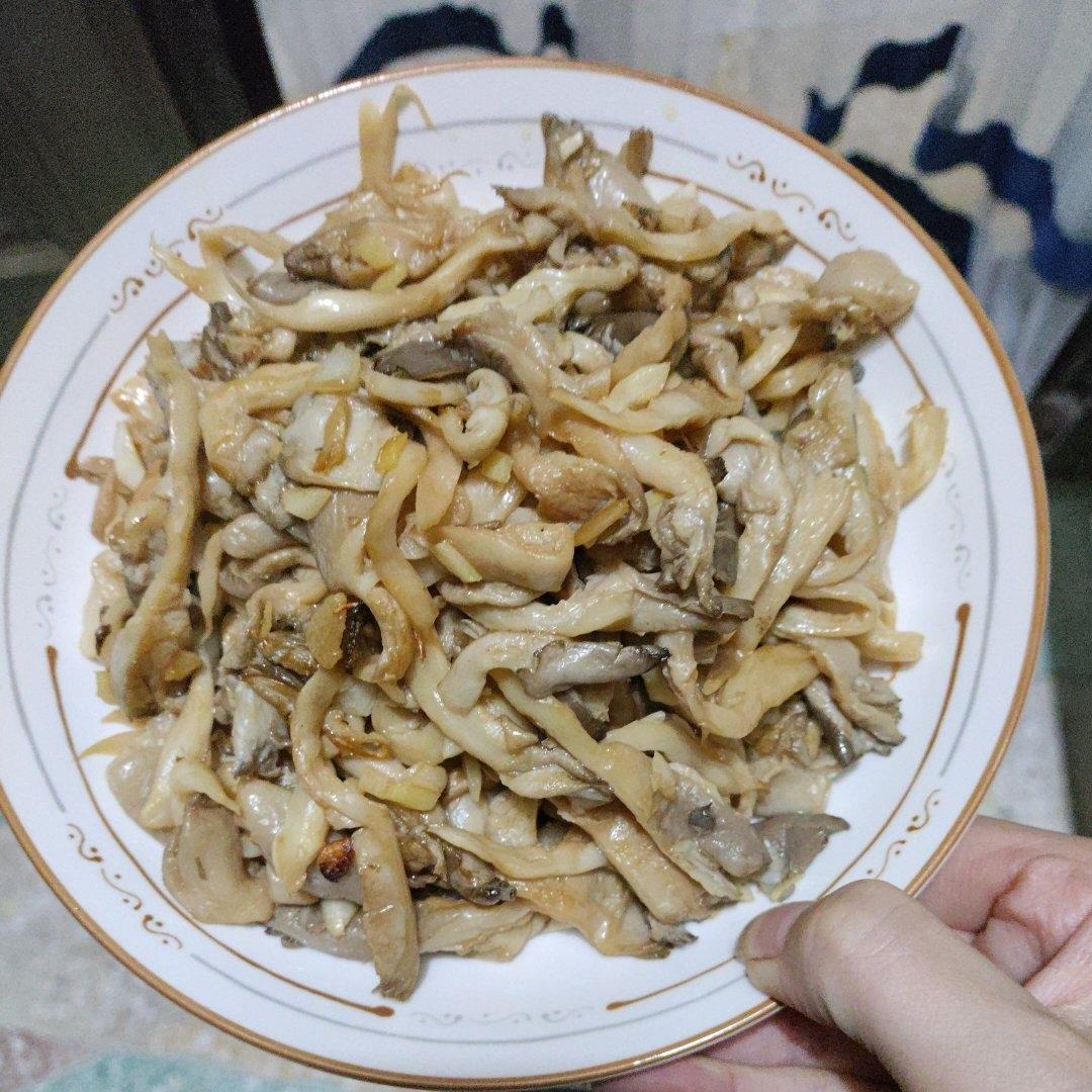 素炒平菇