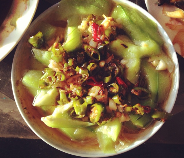 蒜茸粉丝蒸丝瓜