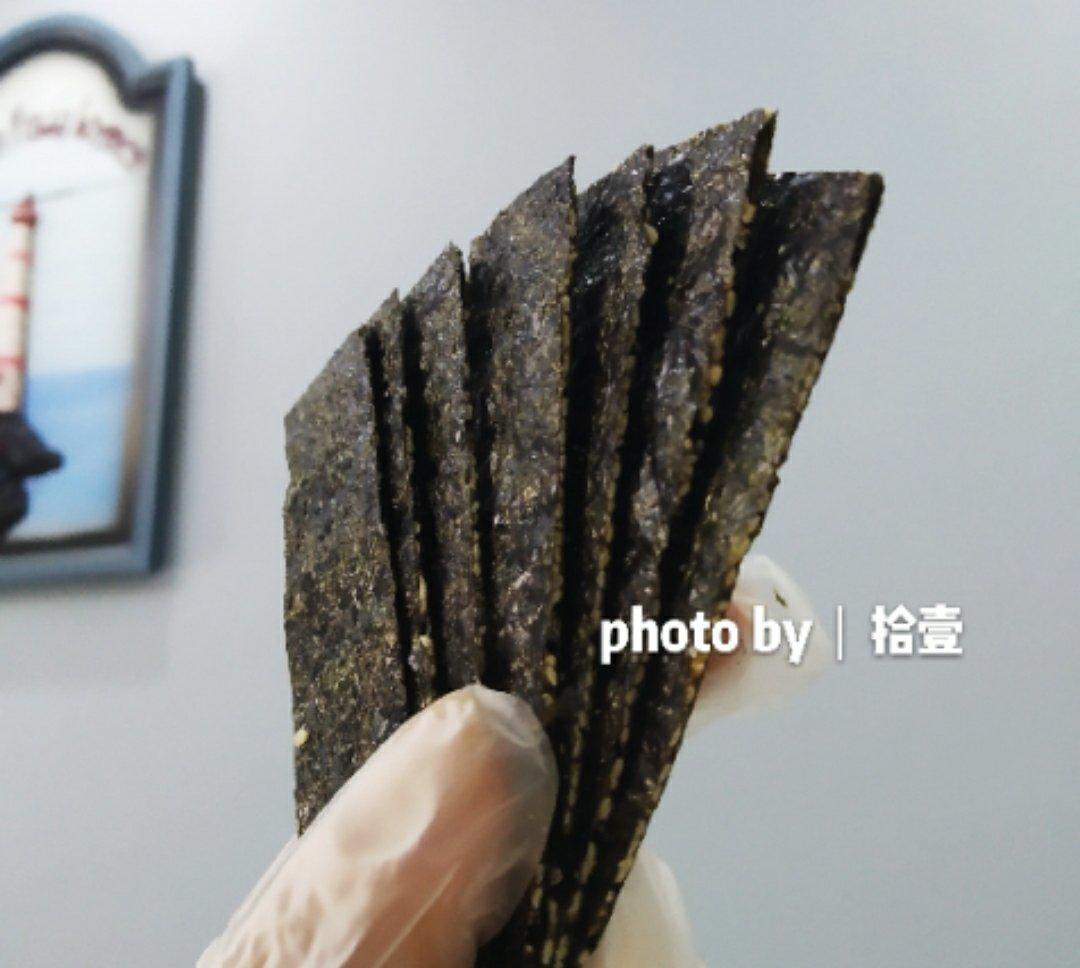 芝麻夹心海苔脆