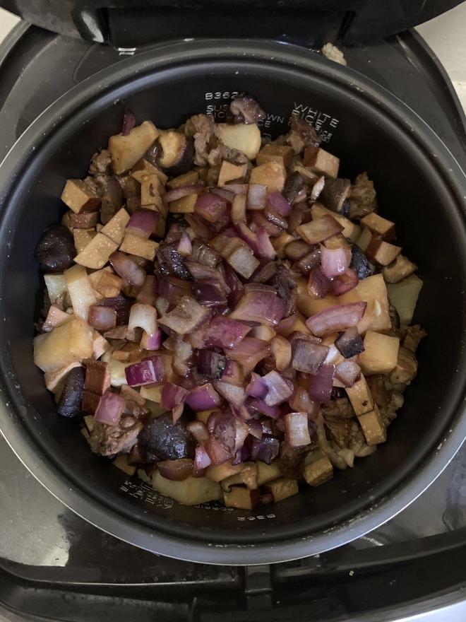 牛肉手抓饭/电饭锅焖饭的做法