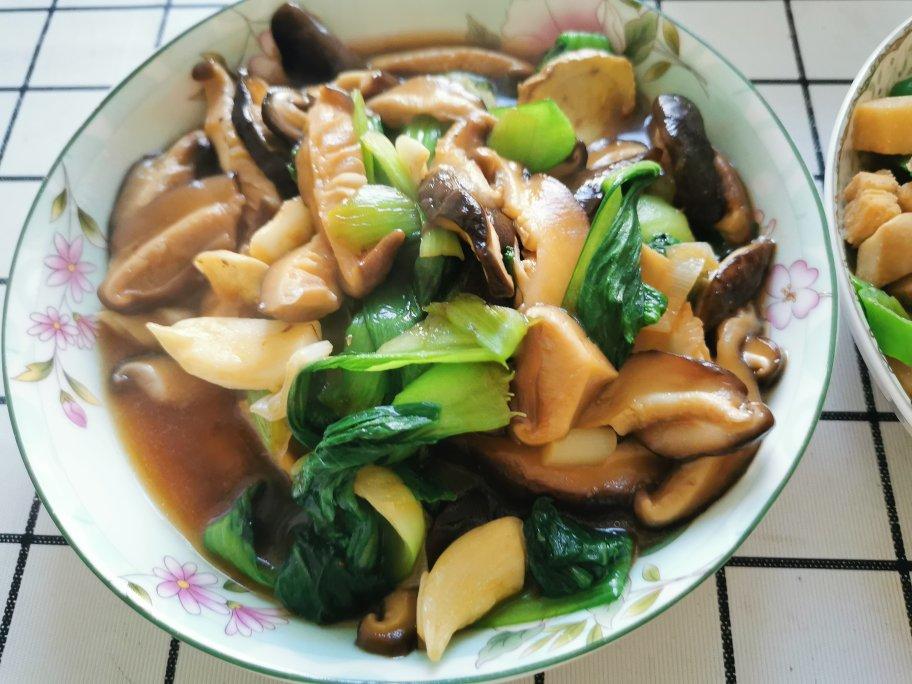 简易版香菇扒油菜