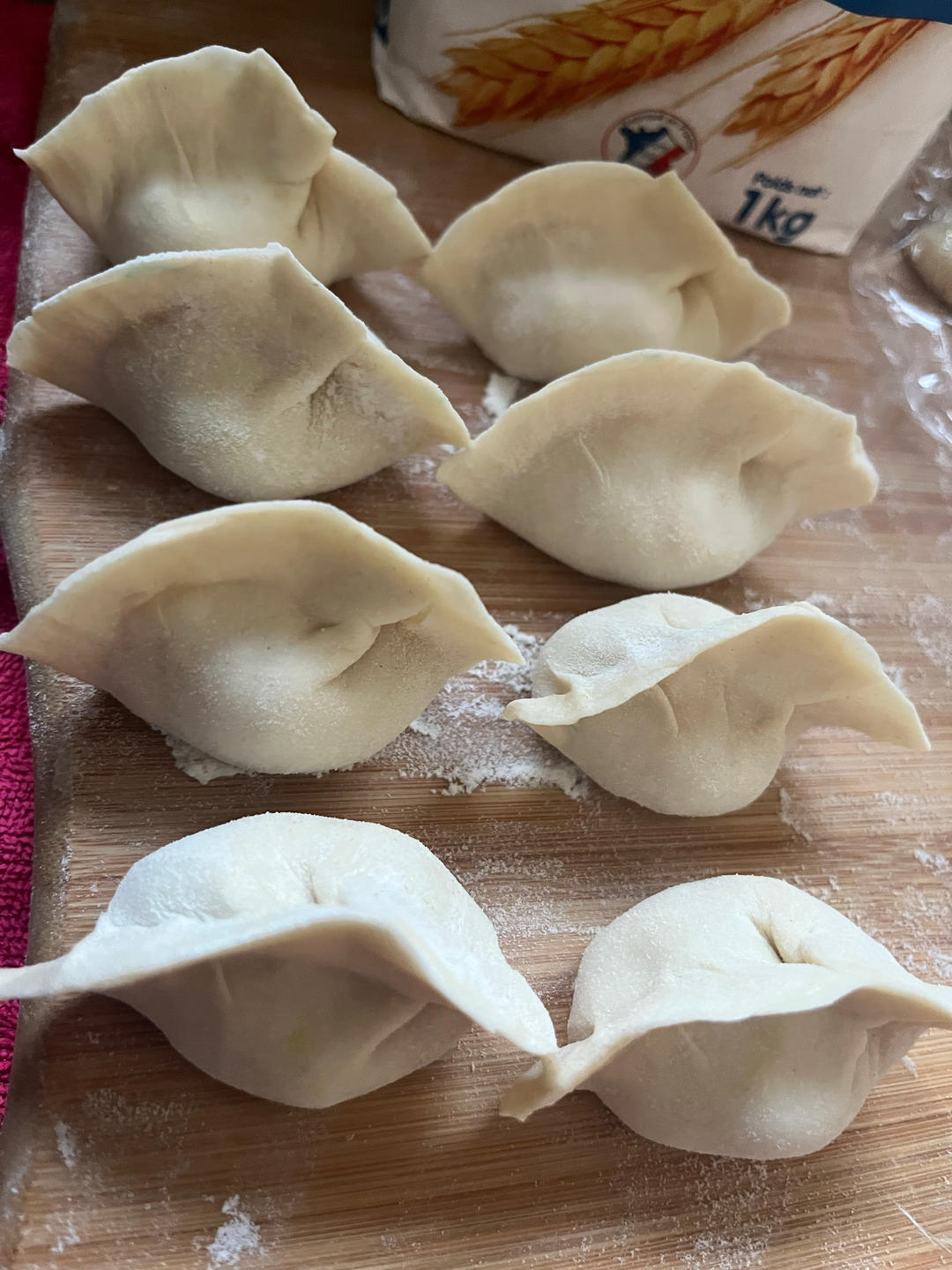 饺子皮白嫩有劲儿的方法