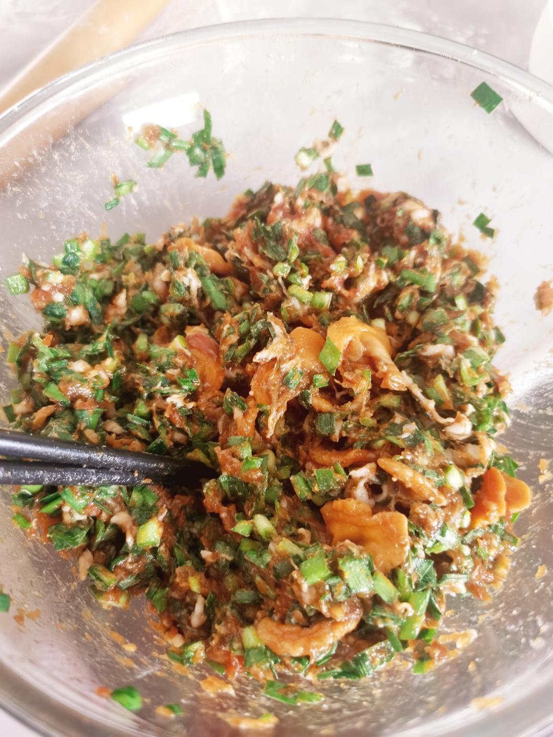 毛蛤韭菜三鲜馅饺子