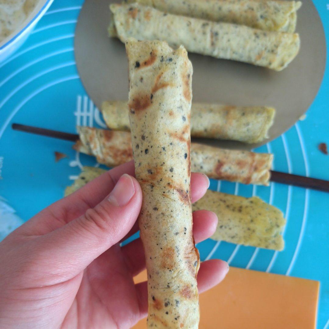 鸡蛋卷，平底锅就能做，酥到掉渣