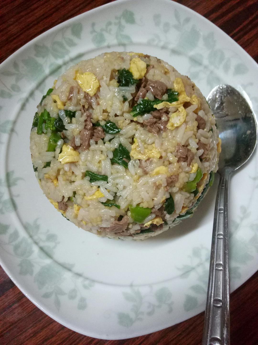 家常炒饭（简单又不平凡的味道）