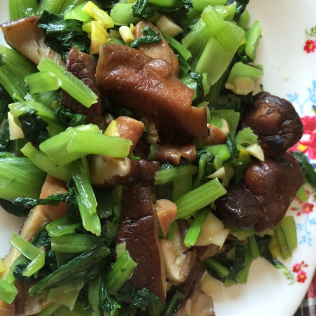 香菇炒油菜