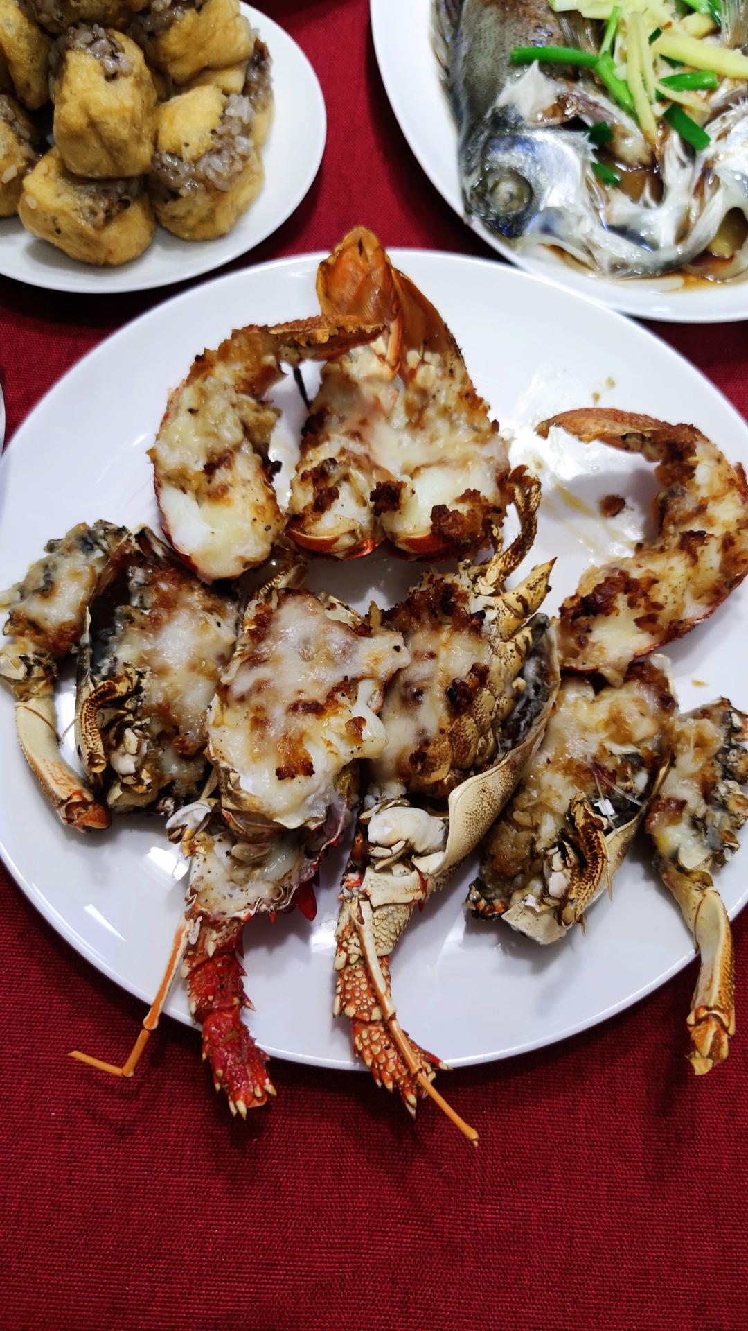 蒜蓉焗烤龙虾