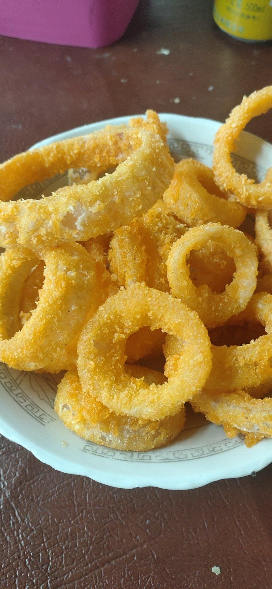 但愿生活过得去做的炸洋葱圈