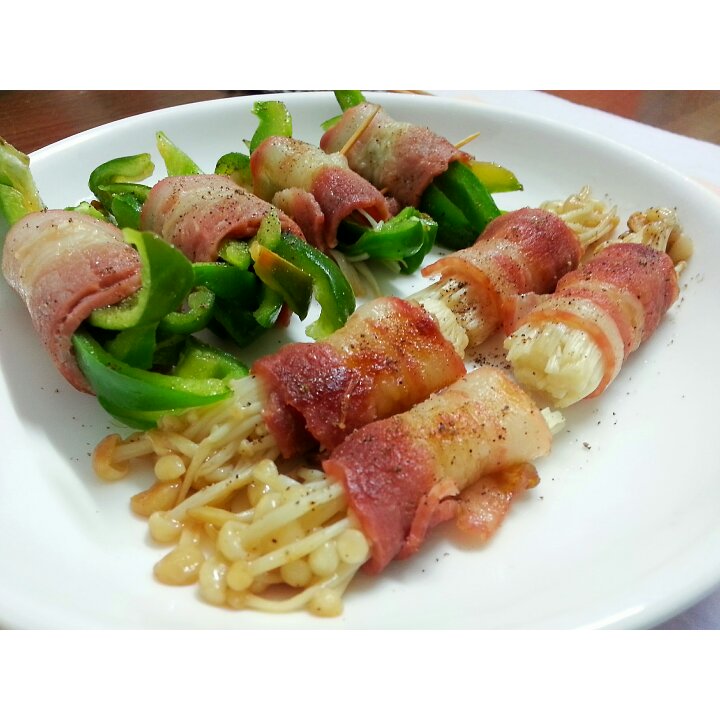 香煎培根金针菇卷