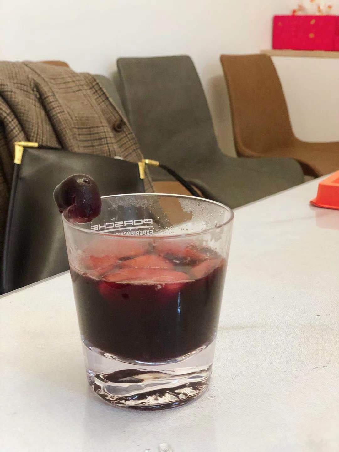肉桂红酒炖苹果