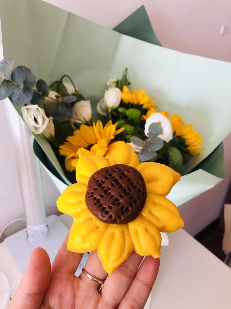 香甜向日葵南瓜泥馒头