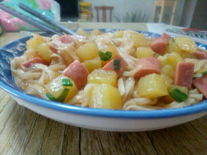 土豆焖面