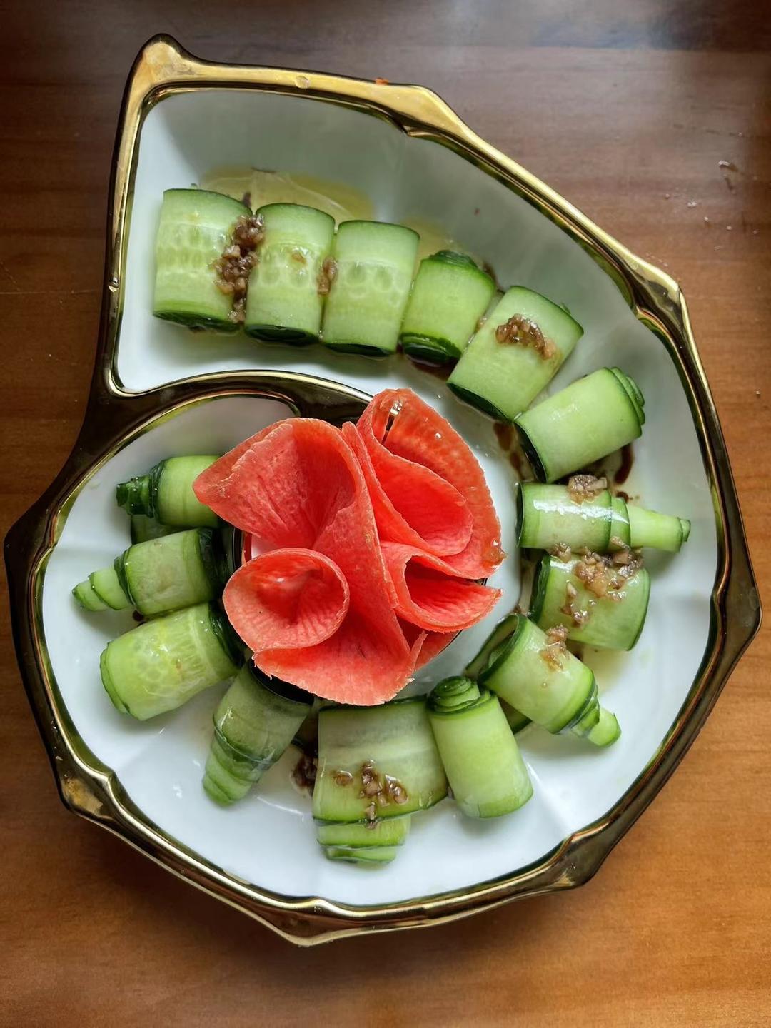 过年爽口小菜响油黄瓜卷