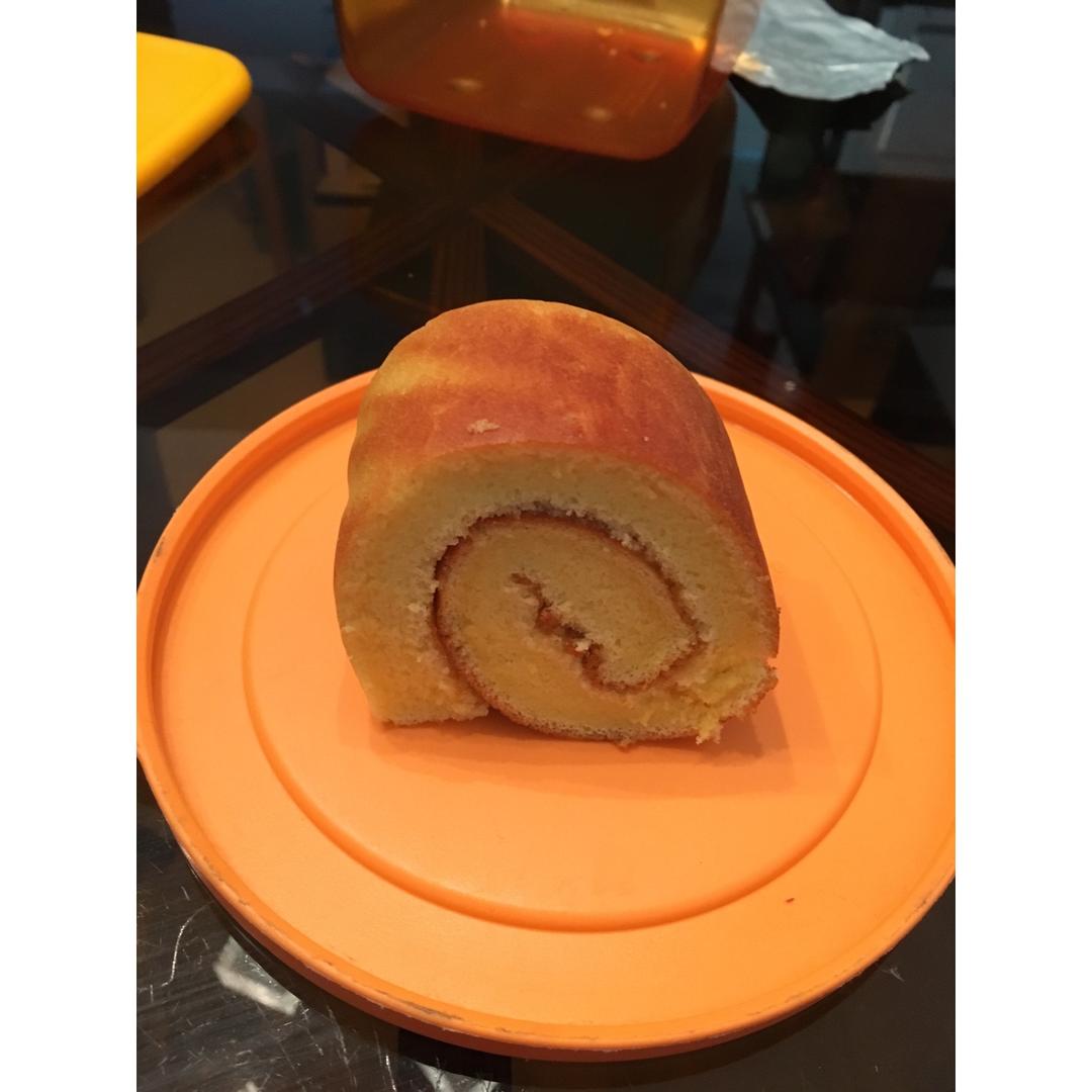 《Tinrry下午茶》教你做基础原味蛋糕卷