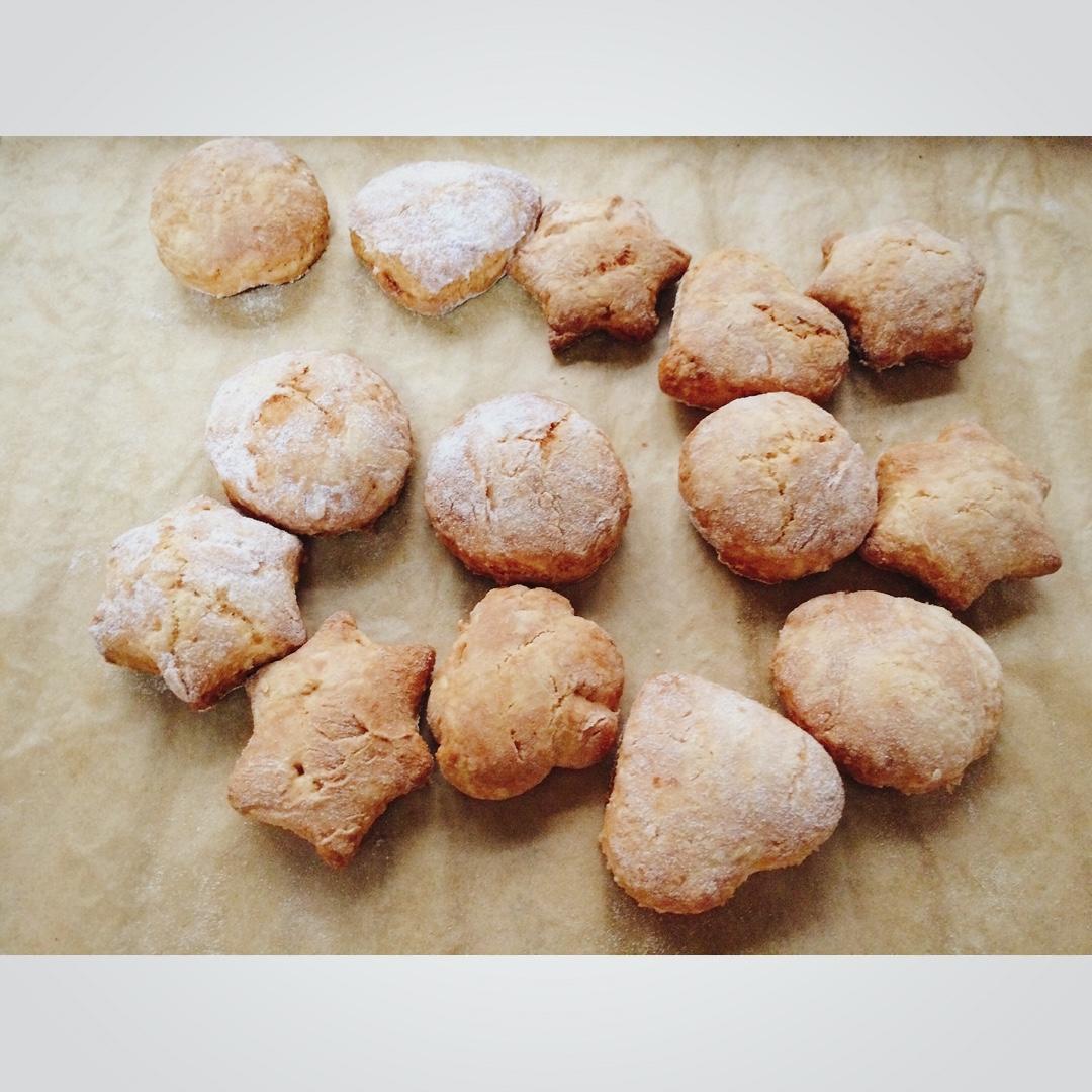 极简奶油松饼/Cream Biscuits（scones）