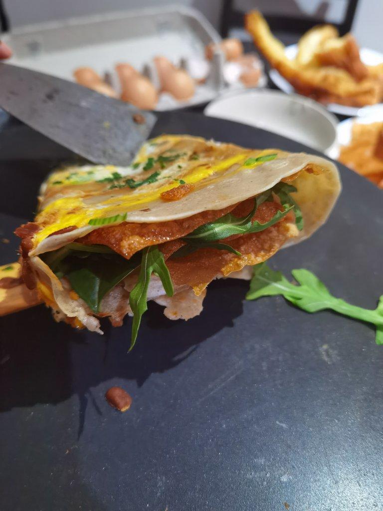 天津卫的早餐～煎饼果子