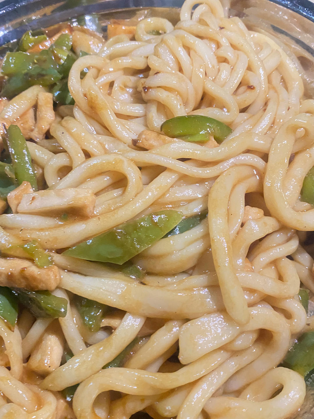 虾仁炒乌冬面～酱汁浓郁，瞬间光盘