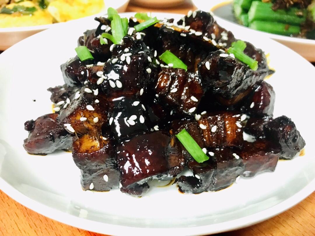 不焯水不放油的家常红烧肉