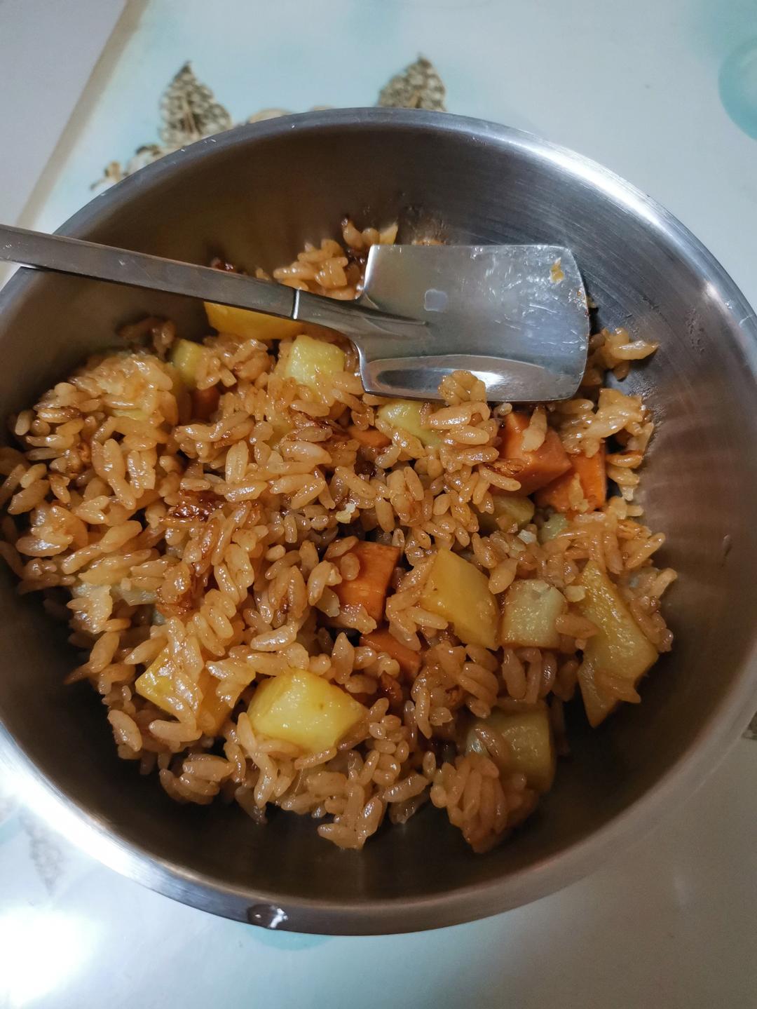 土豆焖饭（电饭煲）