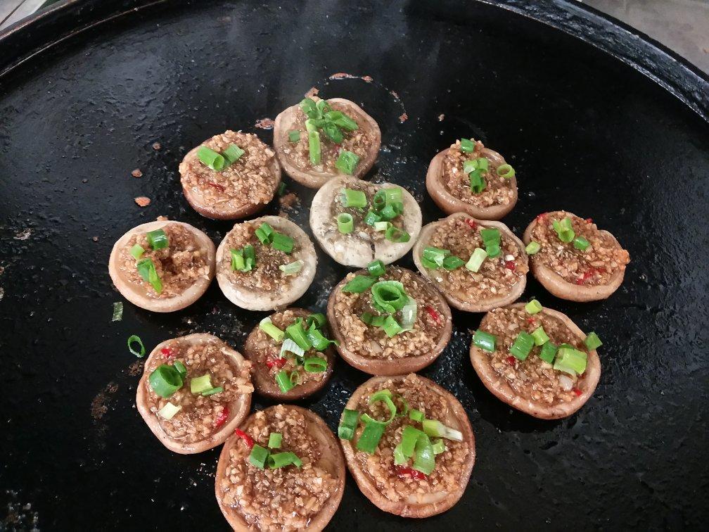 蒜蓉孜然烤香菇