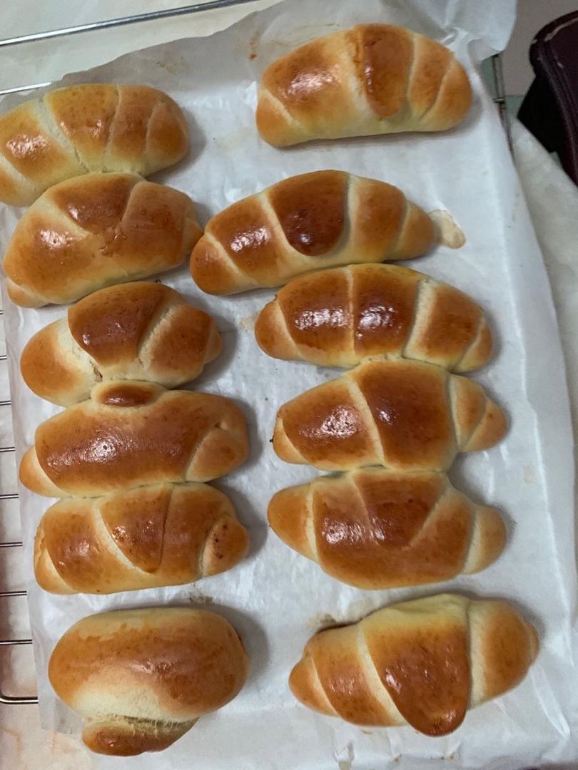 🥐超级松软的                 咸蛋黄盐面包