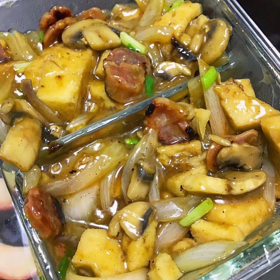 蘑菇洋葱烩千页豆腐
